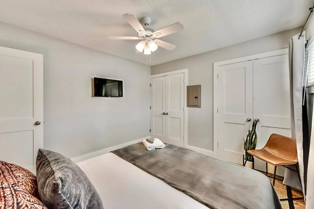 Hello Gorgeous Flat Near Downtown! Leilighet Dallas Eksteriør bilde
