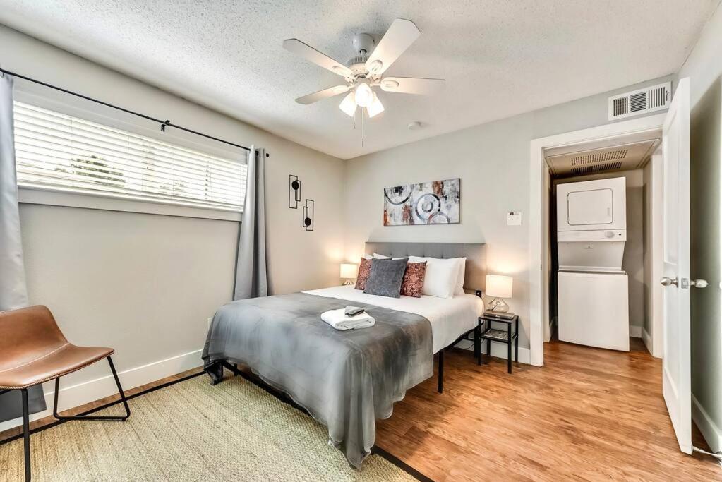 Hello Gorgeous Flat Near Downtown! Leilighet Dallas Eksteriør bilde